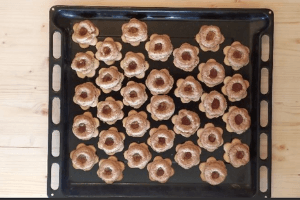 Gluténmentes Vezúv aprósütemény kisülve